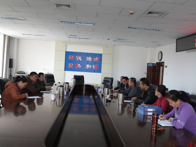 劉會長一行在阿克蘇地區稅務機關進行交流座談